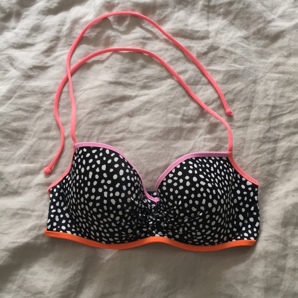 Victoria’s secret bikini top